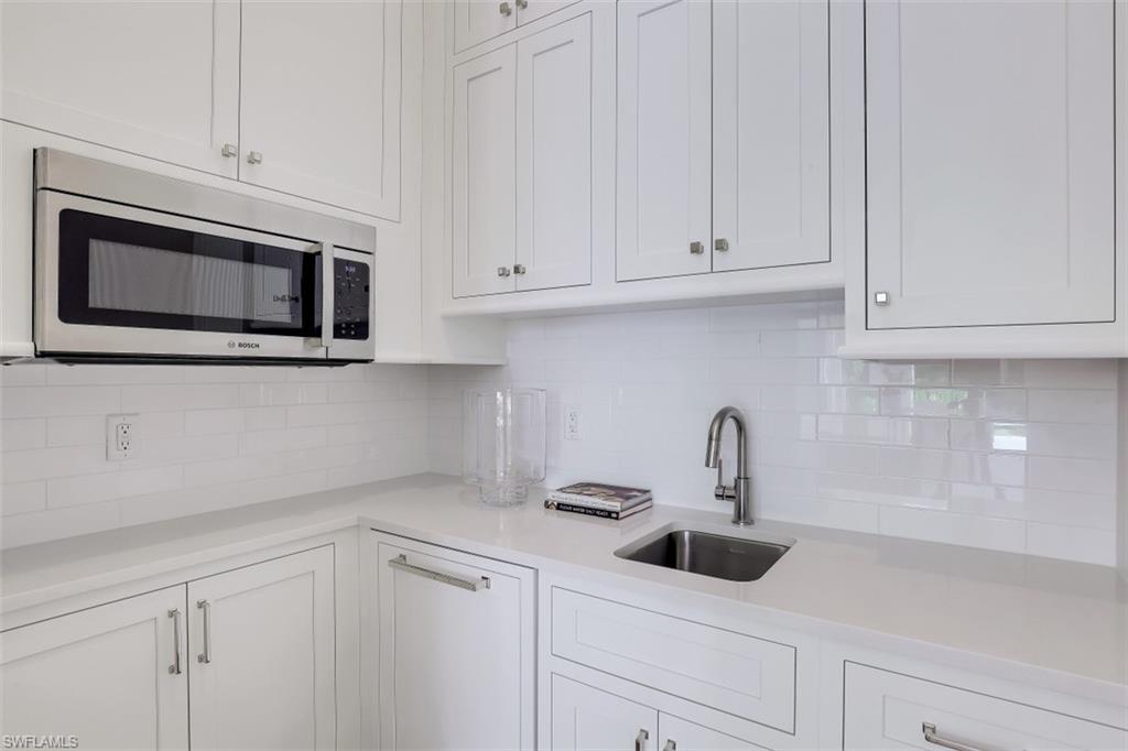 MOORINGS - Residential