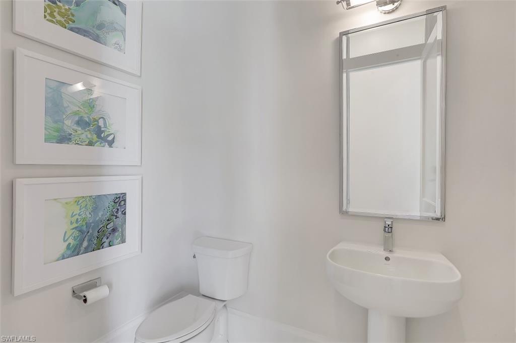 MOORINGS - Residential