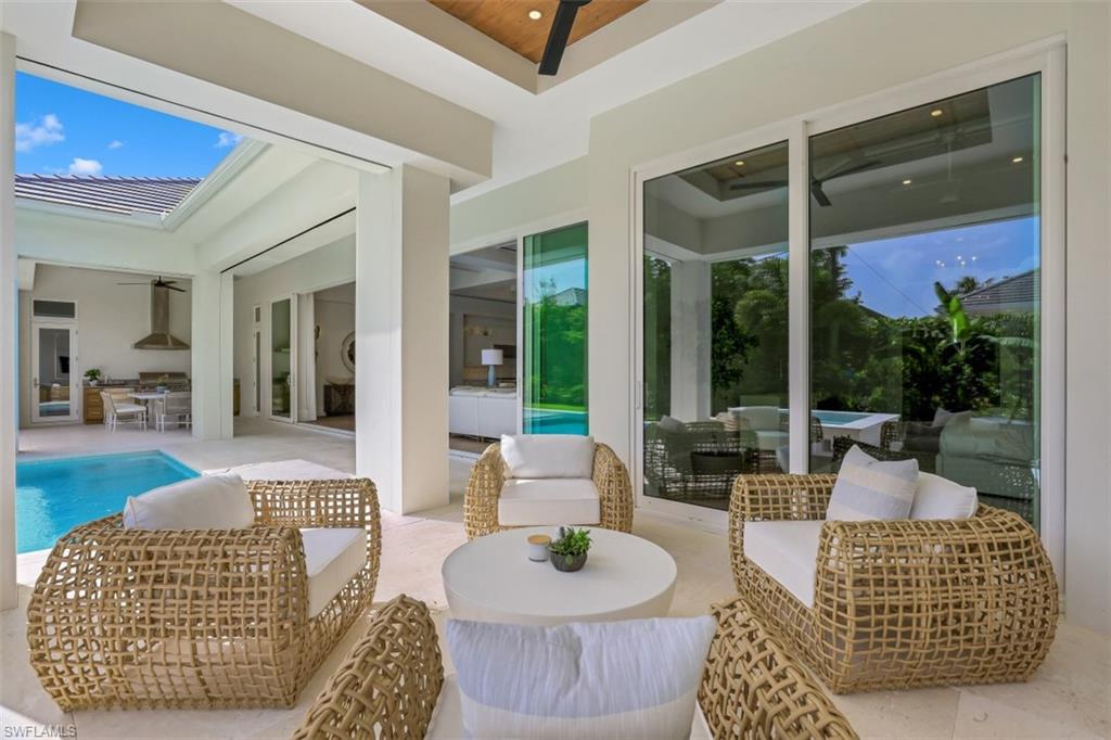 MOORINGS - Residential