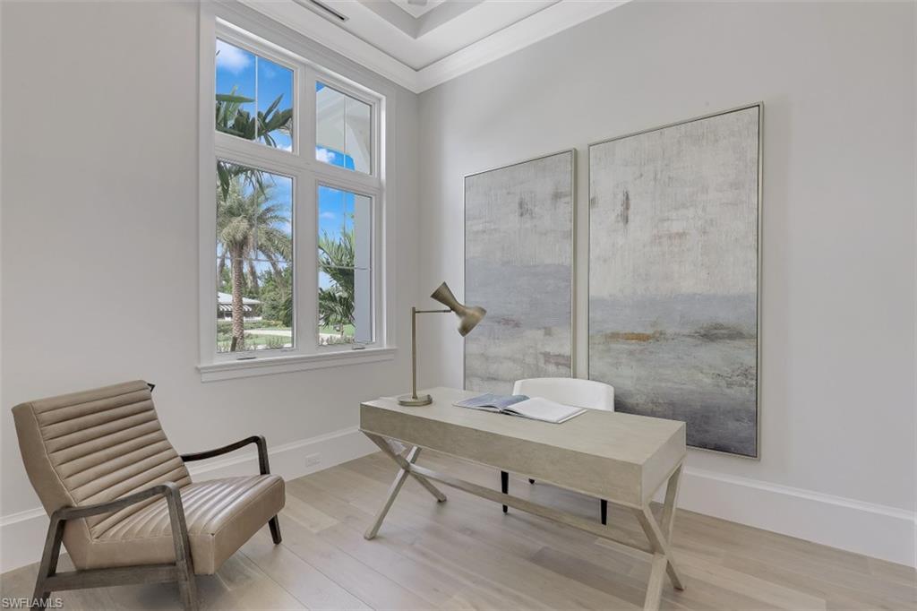 MOORINGS - Residential