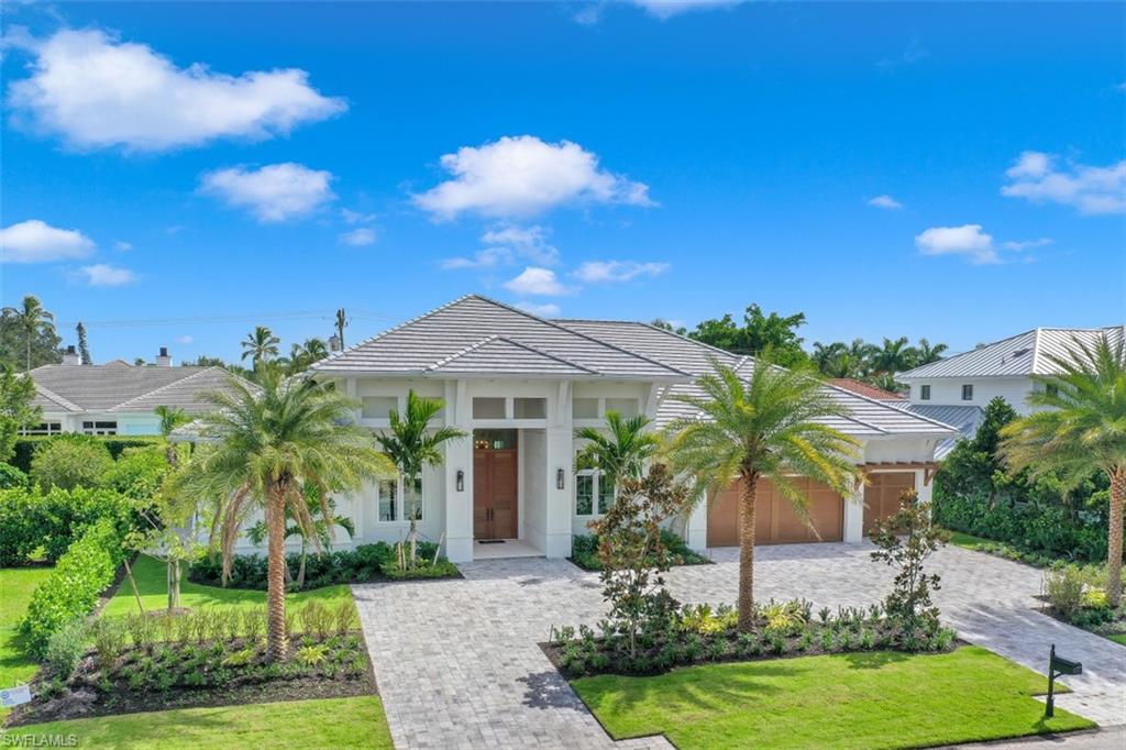 MOORINGS - Residential