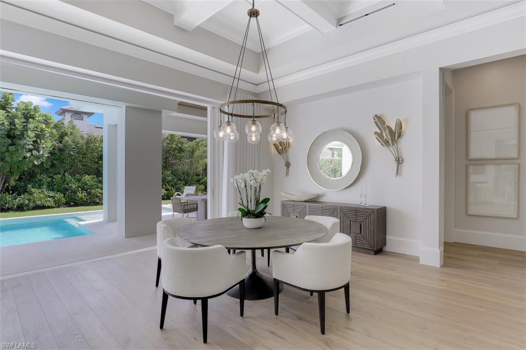 MOORINGS - Residential