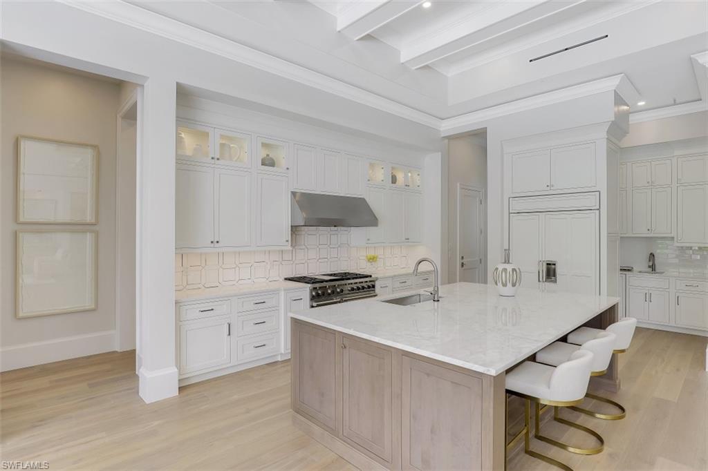 MOORINGS - Residential