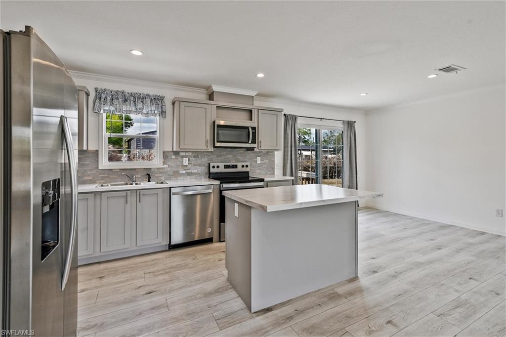 SUNCOAST ESTATES UNREC - Residential