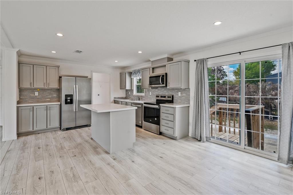 SUNCOAST ESTATES UNREC - Residential