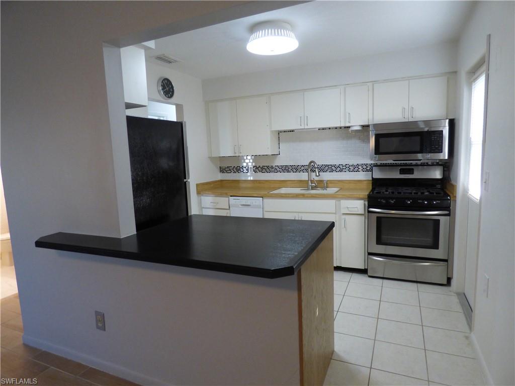 PINEWOOD CONDOMINIUM - Residential