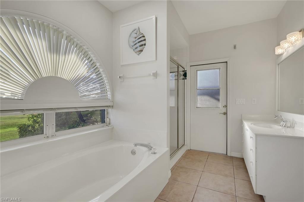 ROYAL TEE COUNTRY CLUB ESTATES - Residential