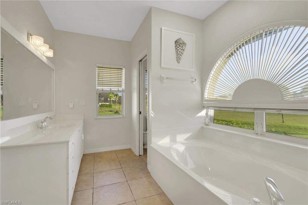 ROYAL TEE COUNTRY CLUB ESTATES - Residential