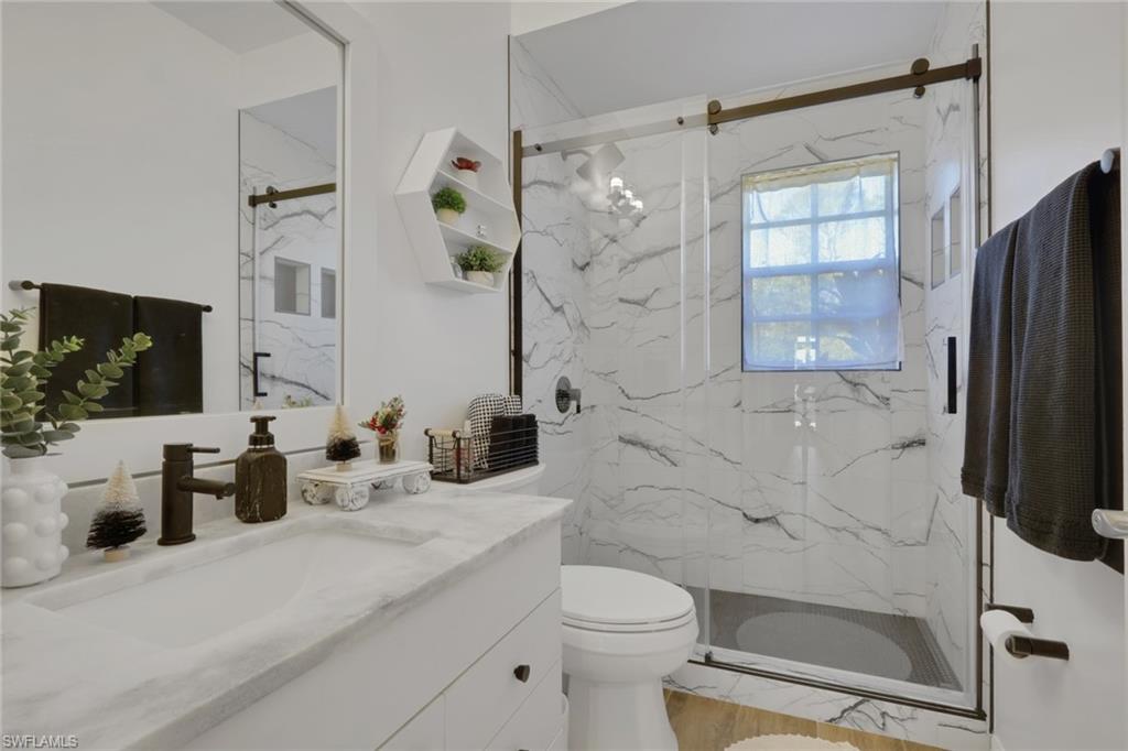 ROYAL TEE COUNTRY CLUB ESTATES - Residential