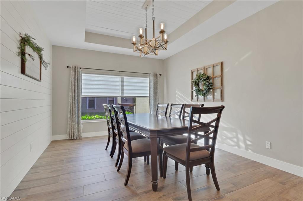 ROYAL TEE COUNTRY CLUB ESTATES - Residential