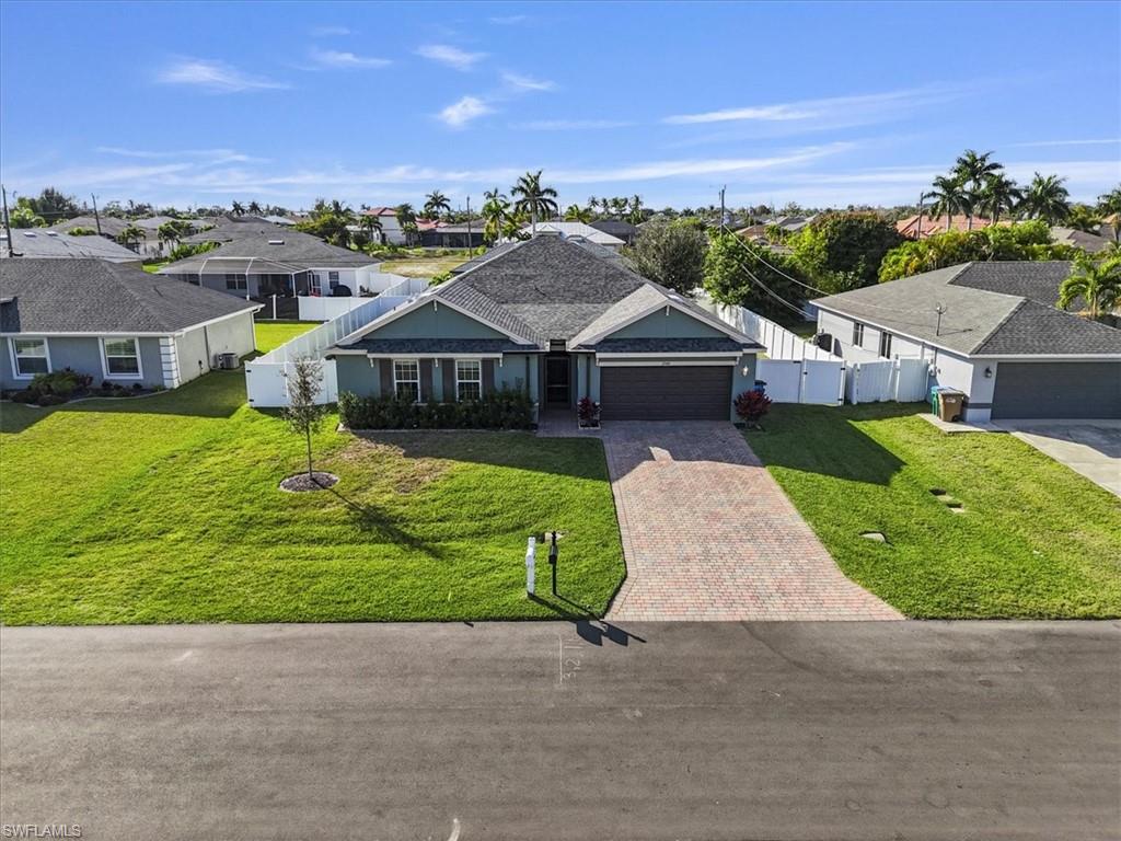 CAPE CORAL - Residential