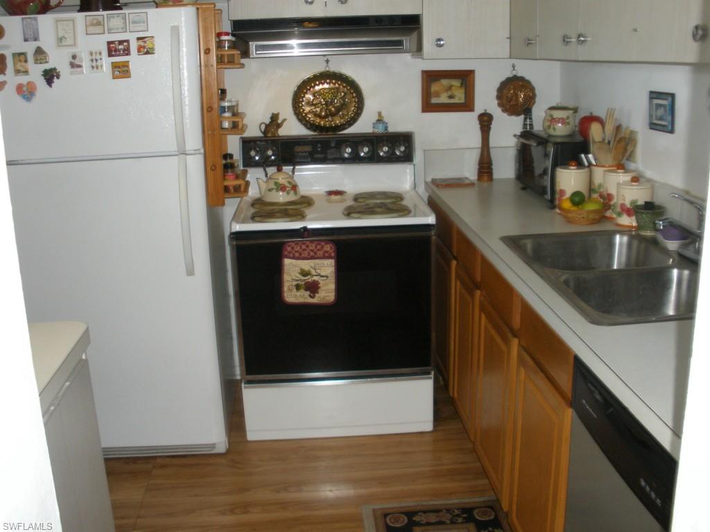 TROPIC TERRACE - Residential