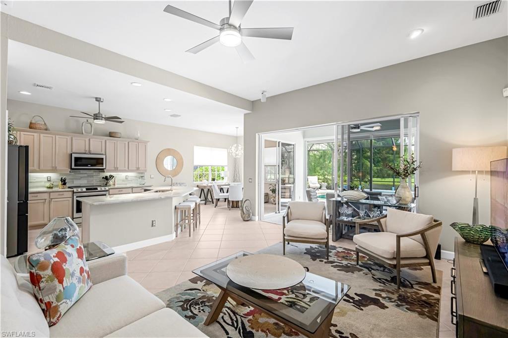 CAMBRIDGE PLACE - Residential