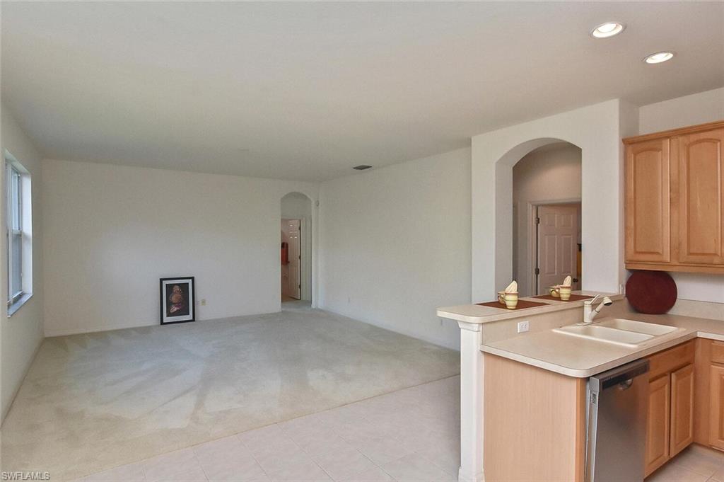 DANFORTH LAKES - Residential