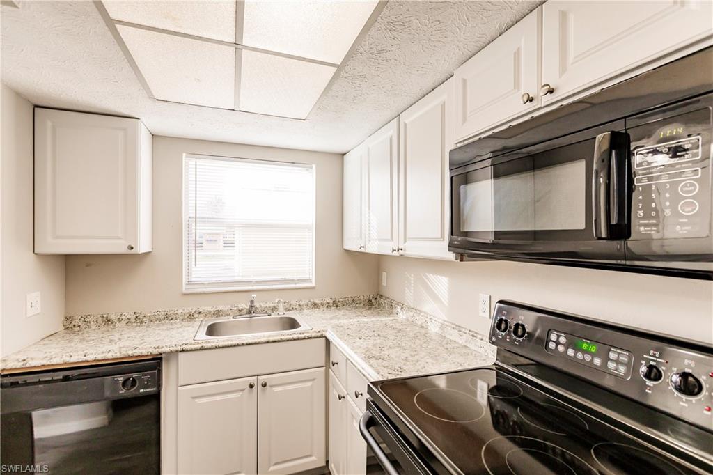 CORAL BAYVIEW CONDO - Residential