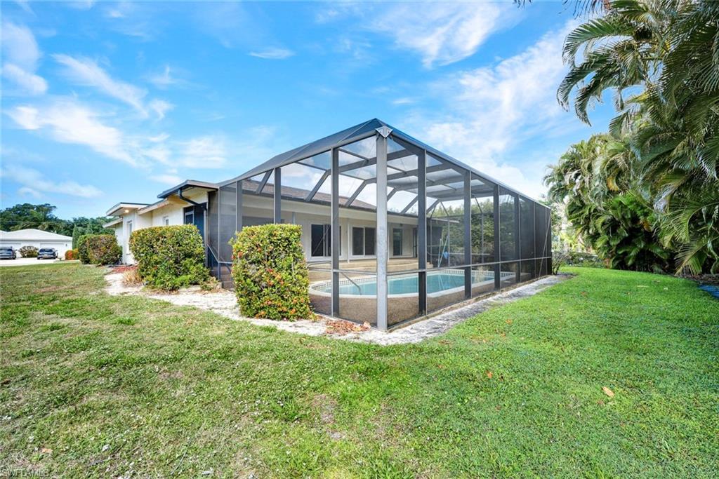 MARCO BEACH - Residential