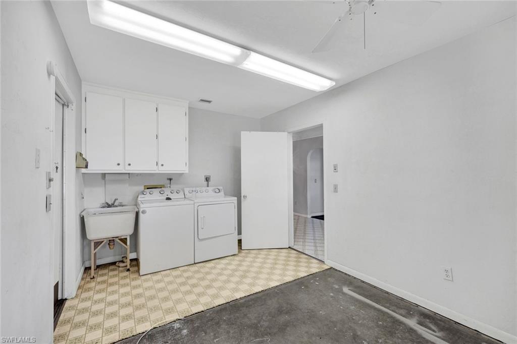 MARCO BEACH - Residential