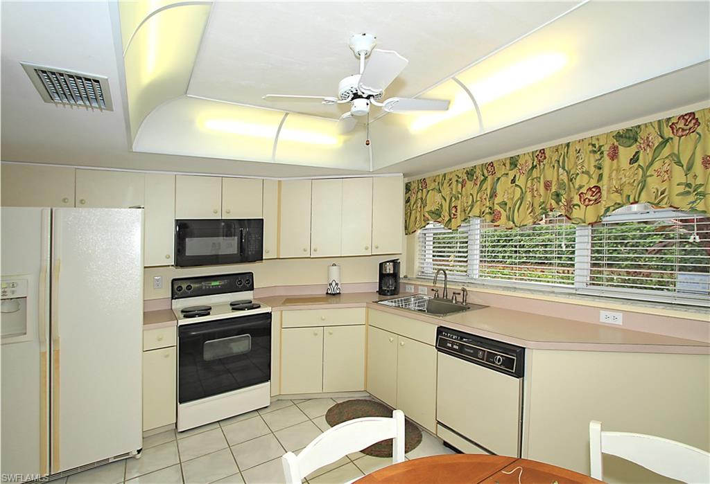 CRESTVIEW AT CRESCENT LAKE - Residential