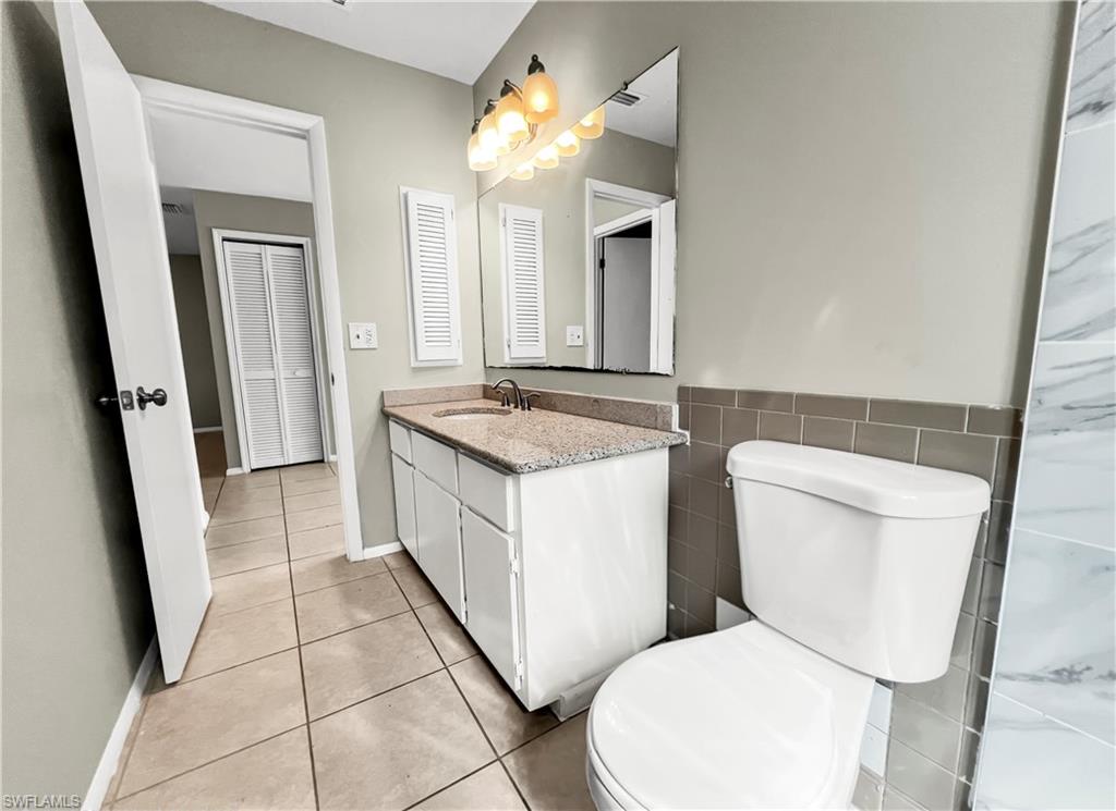 SAN CARLOS PARK - Residential Lease