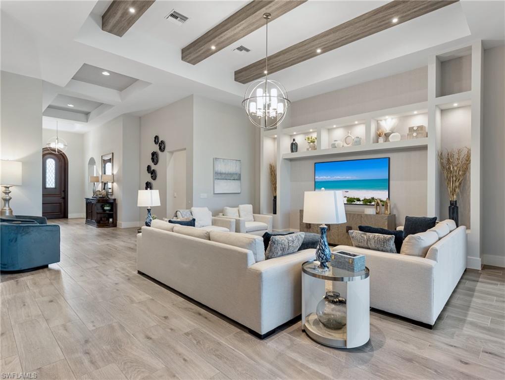 ST. CHARLES HARBOUR - Residential