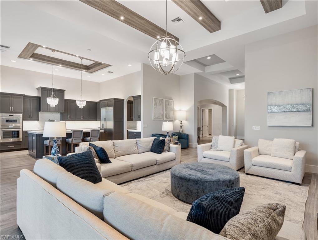 ST. CHARLES HARBOUR - Residential