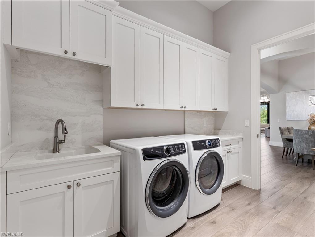 ST. CHARLES HARBOUR - Residential