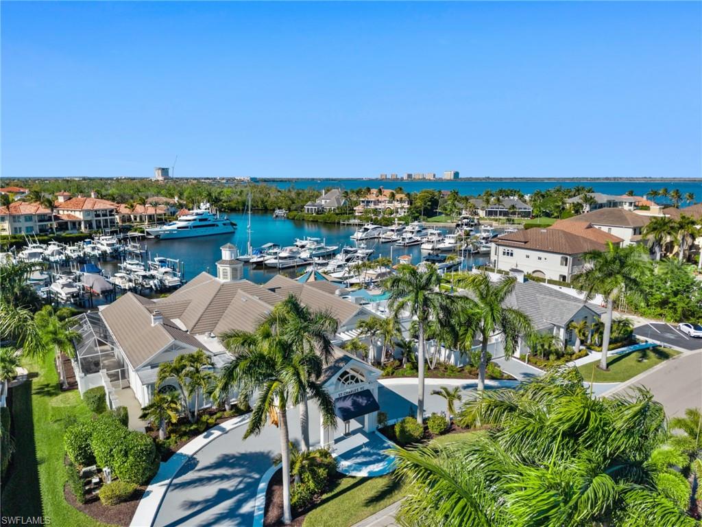 ST. CHARLES HARBOUR - Residential