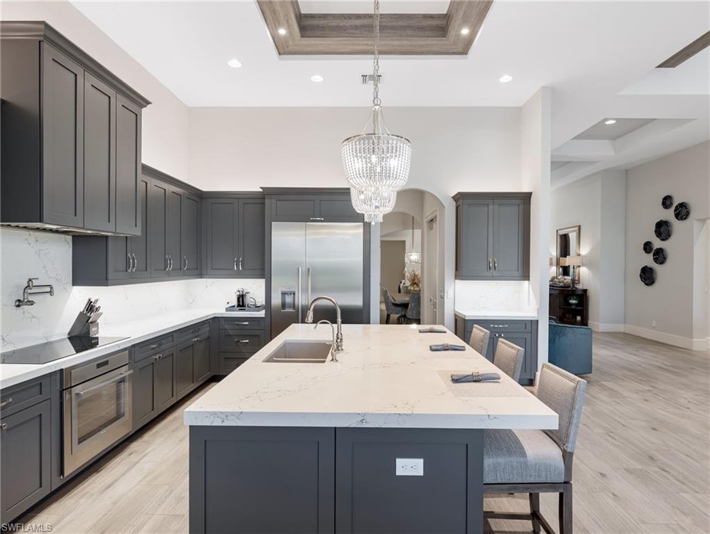 ST. CHARLES HARBOUR - Residential