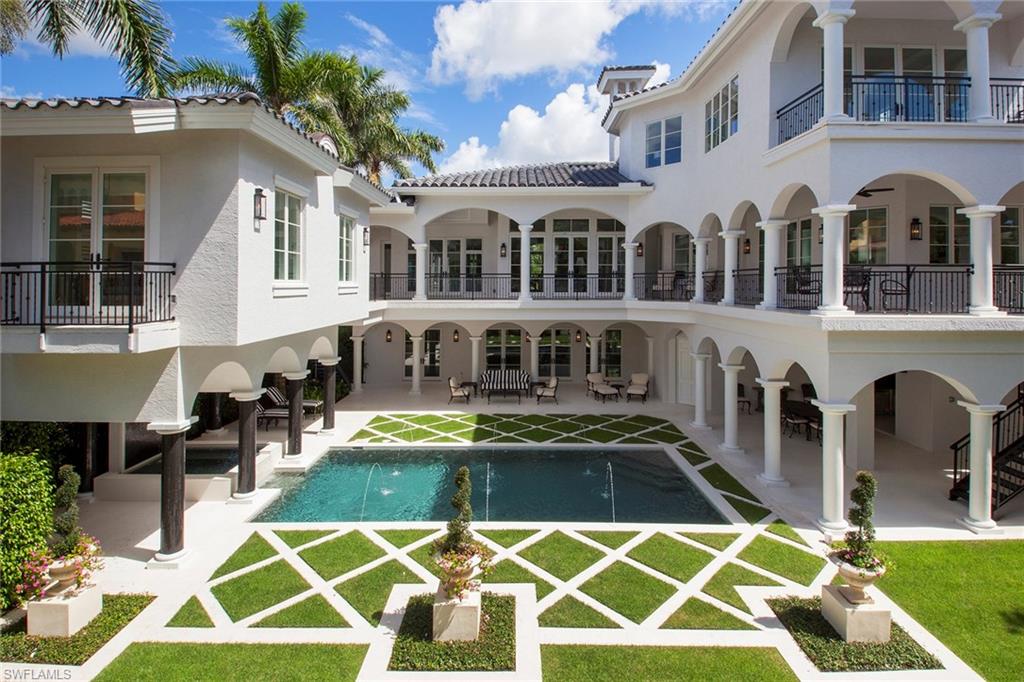 OLDE NAPLES - Residential