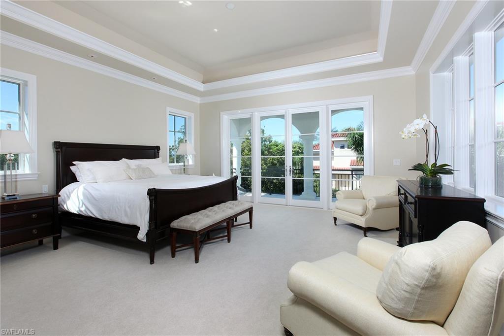 OLDE NAPLES - Residential