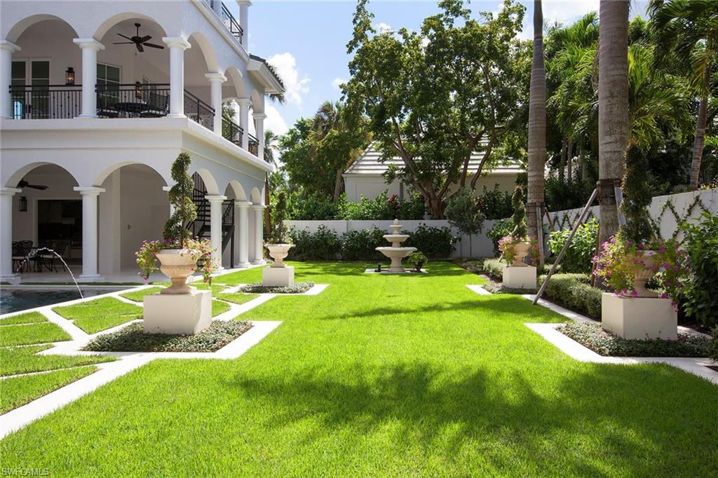 OLDE NAPLES - Residential