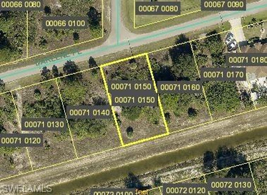 Don't miss out on this desirable Lehigh lot to build your new home. Located just a short drive to grocery stores, schools and other amenities. - (RSW Southwest International Airport), Fort Myers Beach, JetBlue Stadium (Home of the Red Sox Training Facility) Activities nearby include Lehigh Acres Community Park North; Lehigh Acres Trailhead Park; Caloosahatchee Regional Park with sprawling, nearly 770-acre park featuring trails for mountain biking & hiking plus campsites & more. SW Florida living is truly paradise, Lee County Manatee Park up-close views of manatees, an amphitheater & kayak rentals.