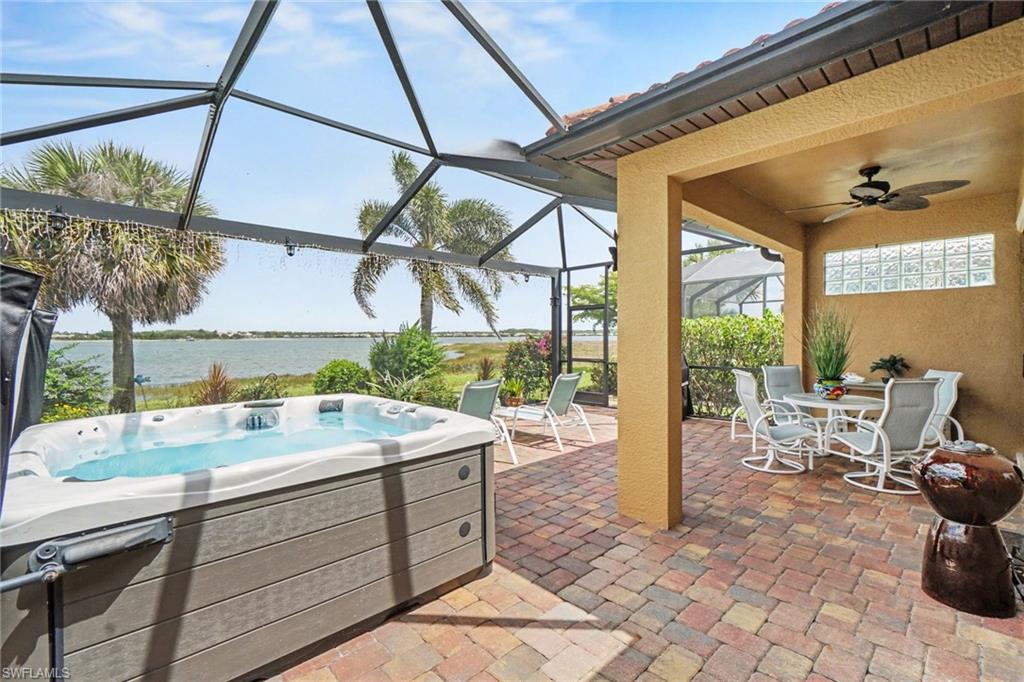 CORKSCREW SHORES - Residential