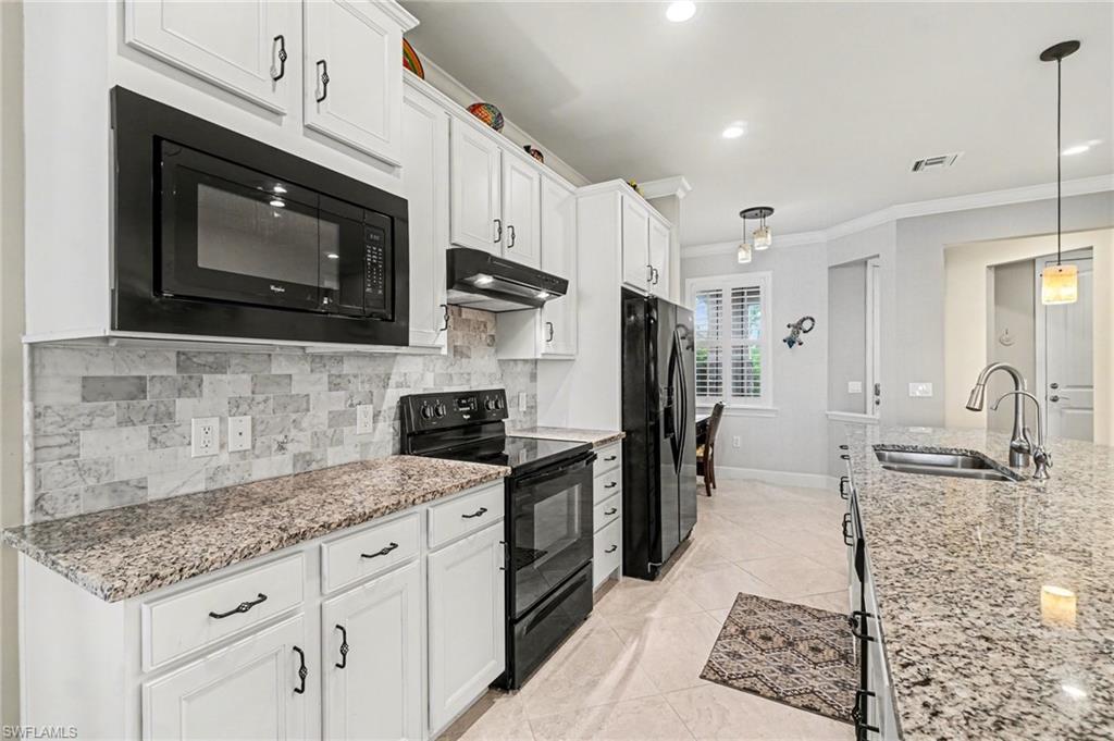 CORKSCREW SHORES - Residential