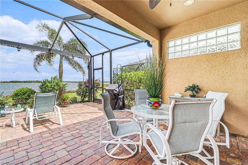 CORKSCREW SHORES - Residential