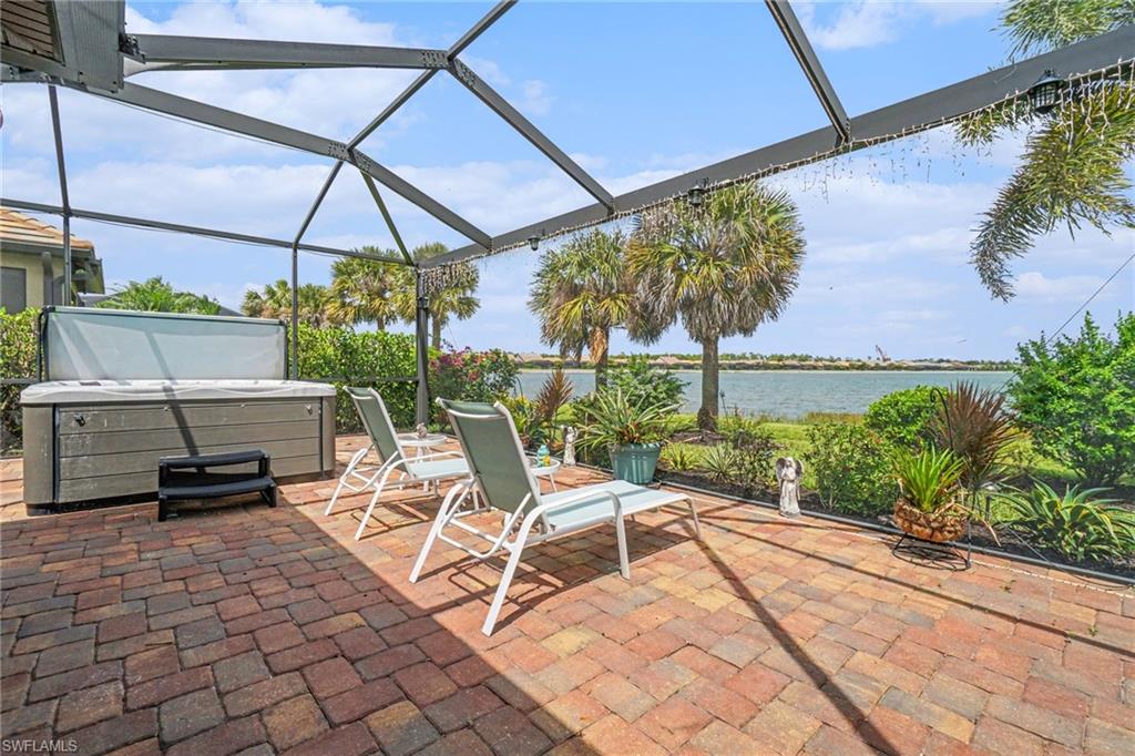 CORKSCREW SHORES - Residential