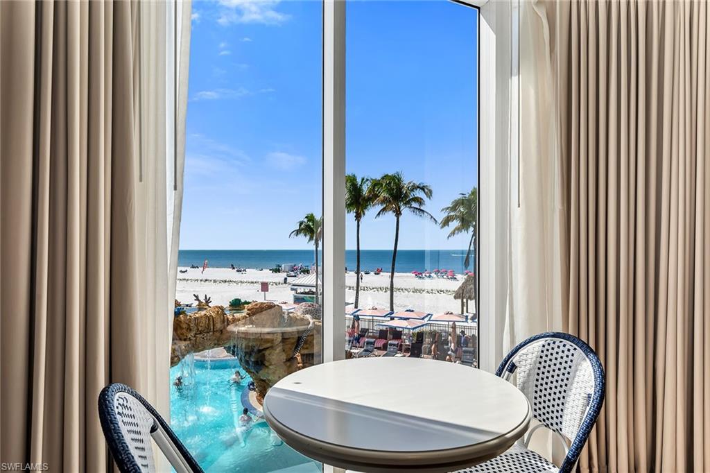 WHITE SAND VILLAS - Residential