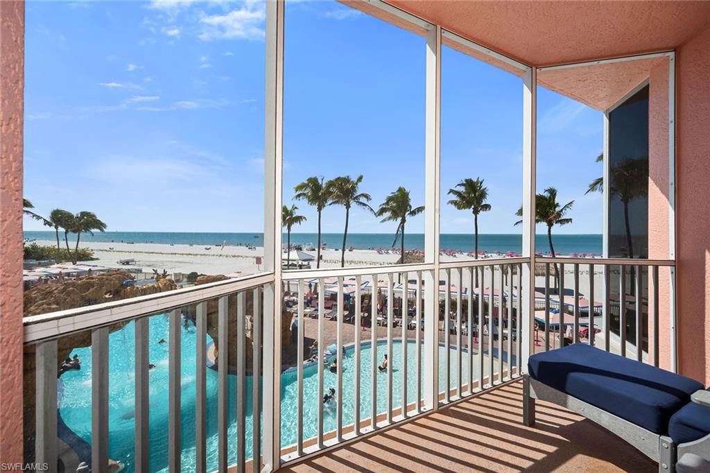 WHITE SAND VILLAS - Residential