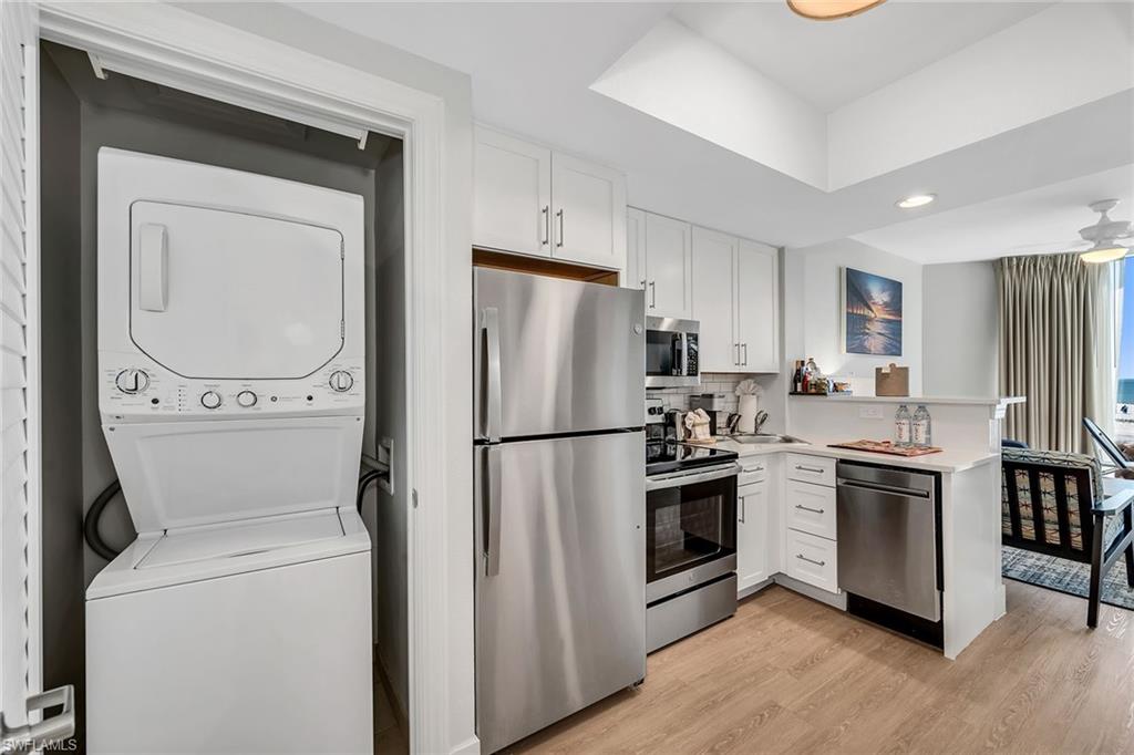 WHITE SAND VILLAS - Residential