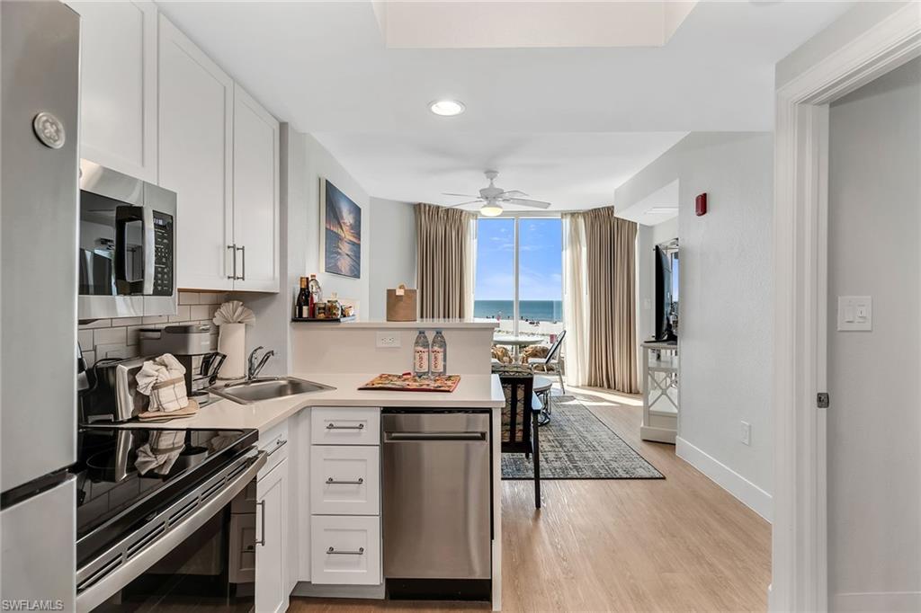 WHITE SAND VILLAS - Residential