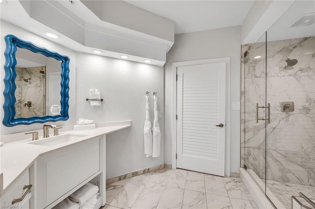 WHITE SAND VILLAS - Residential