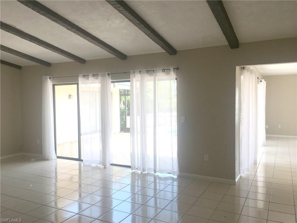 MARCO BEACH - Residential