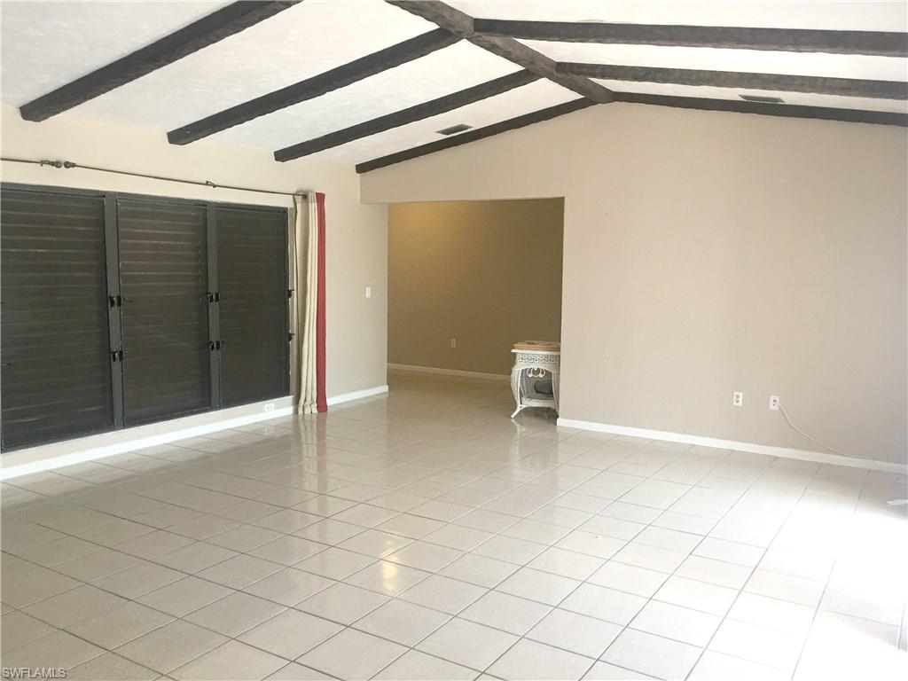 MARCO BEACH - Residential