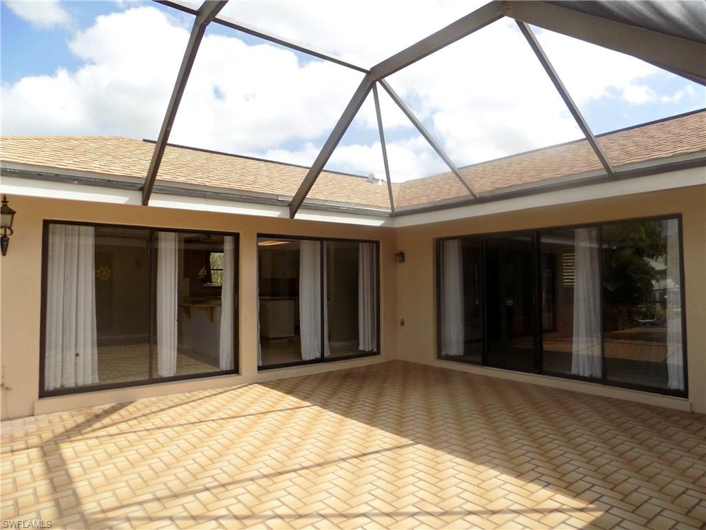 MARCO BEACH - Residential