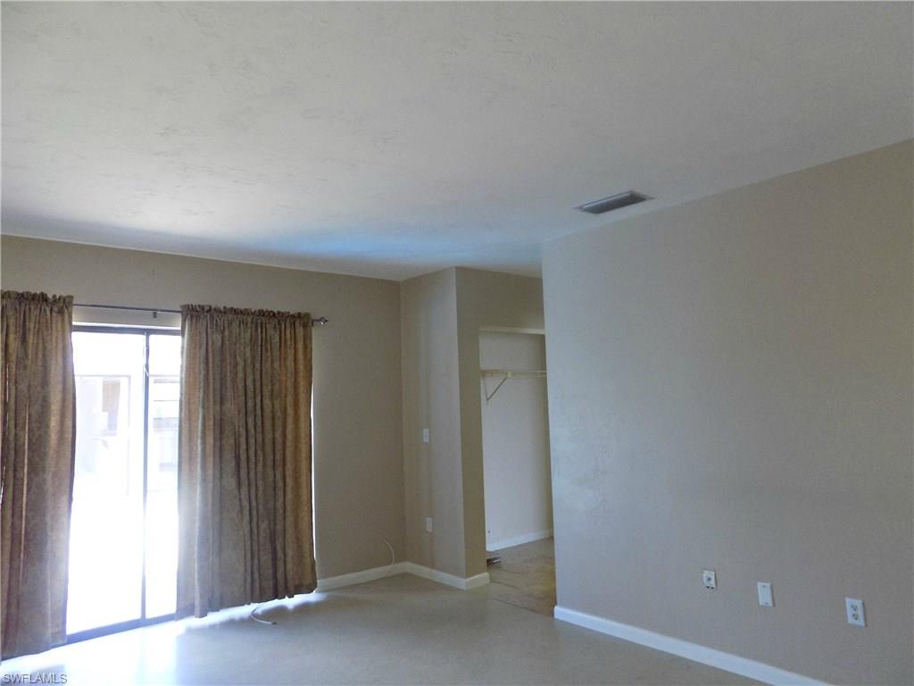 MARCO BEACH - Residential