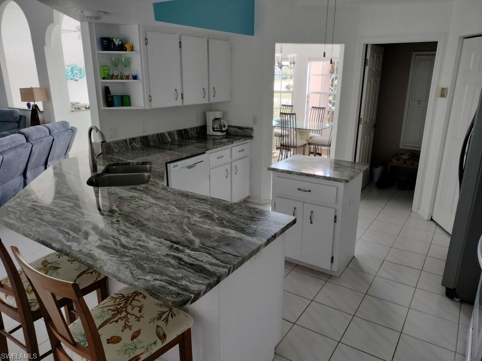 LONG MEADOW - Residential