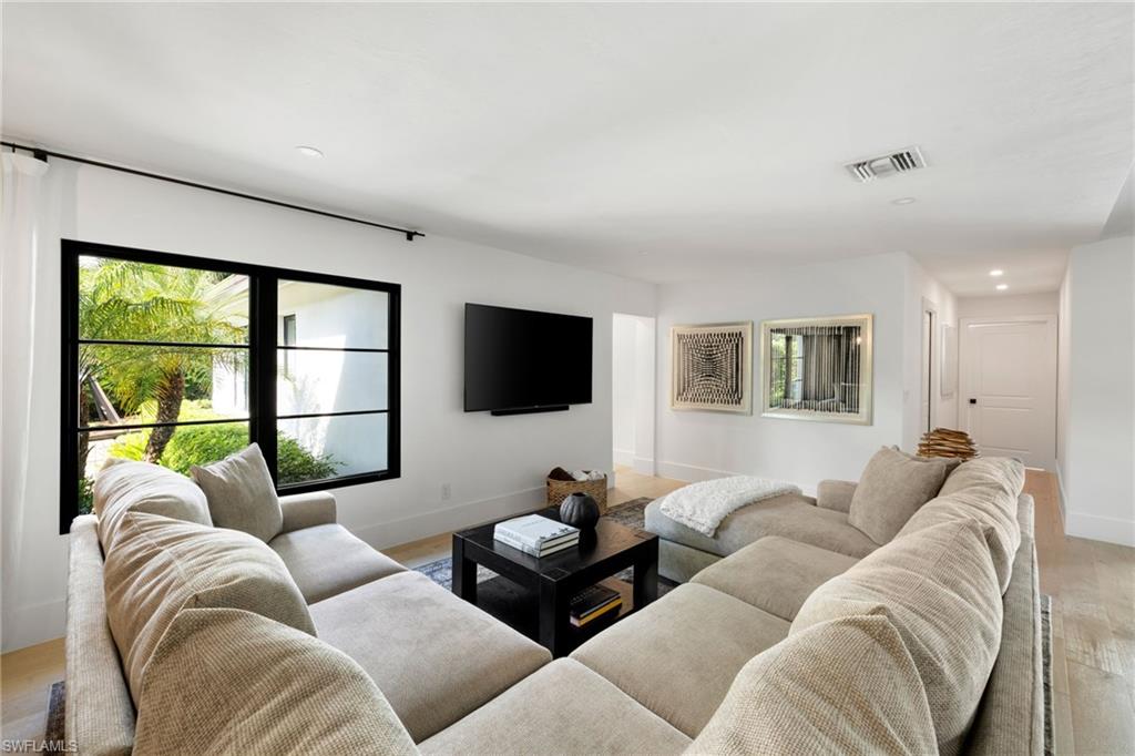 PINE RIDGE ESTATES - Residential