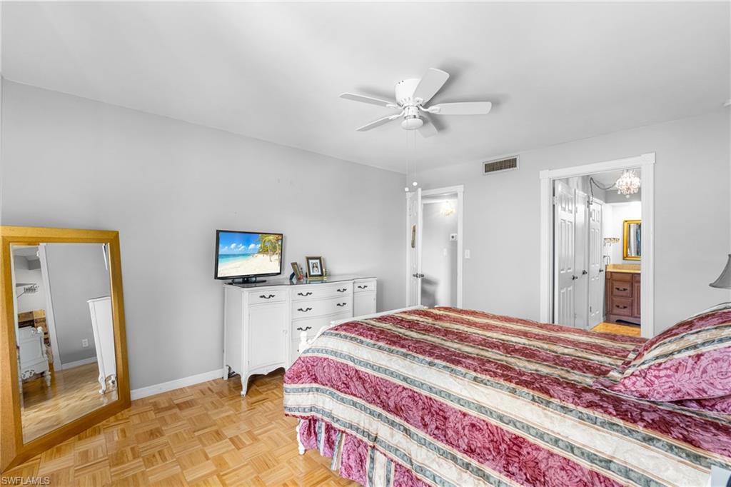 TOWERS CONDO - Residential