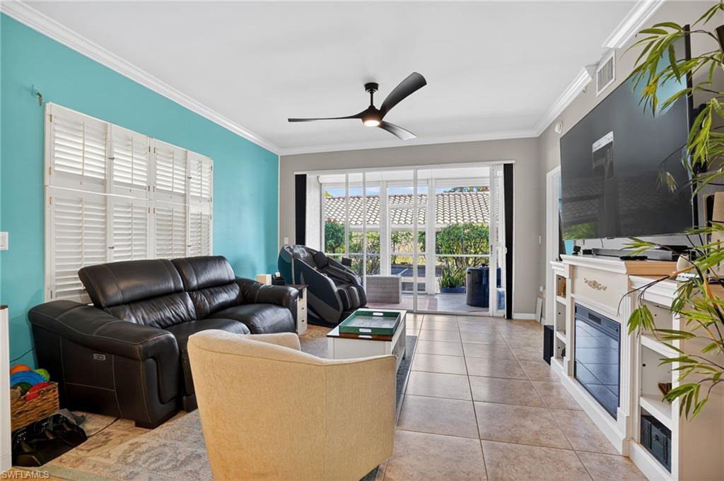 VANDERBILT VILLAS - Residential