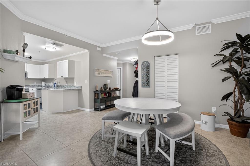 VANDERBILT VILLAS - Residential